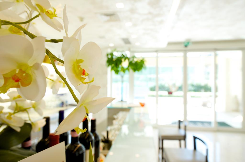 Mercure Hotel Rimini Artis Dış mekan fotoğraf